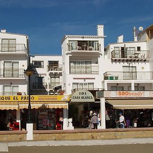 Apartamentos Casa Blanca